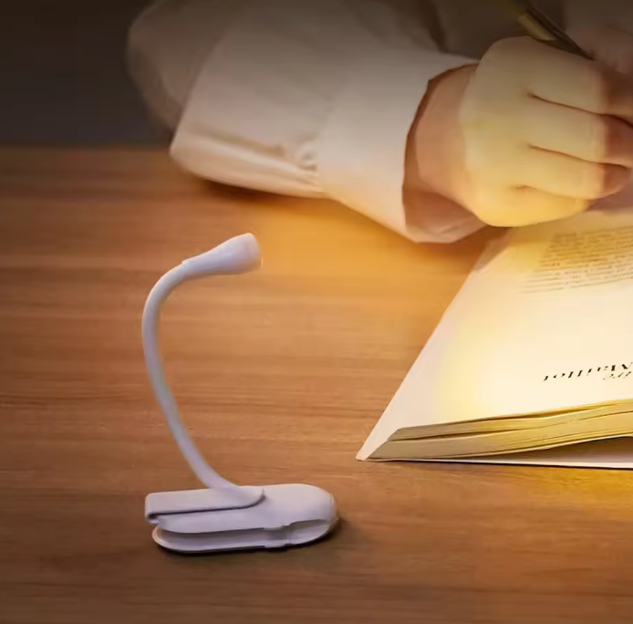 Mini LED Book Luce notturna Clip regolabile 360 ° Lampada di protezione per gli occhi Flip Study ricaricabile a 3 colori per la lettura della camera da letto da viaggio